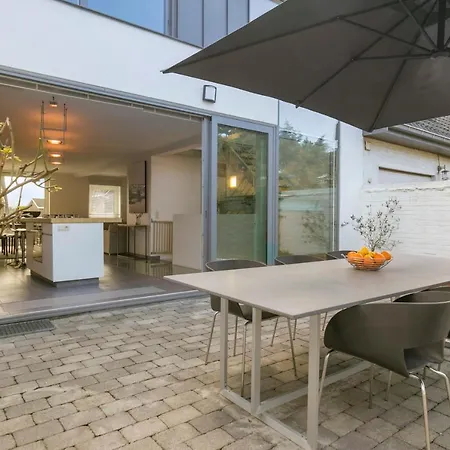 Modern Architectural House 5 Min From Beach With Great Private Garden Ferienhaus Koksijde